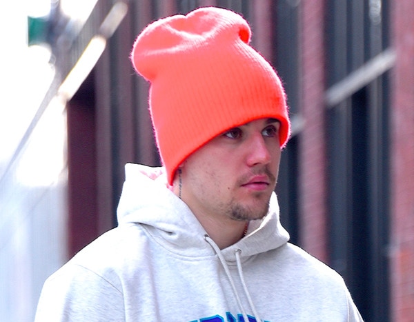 Justin Bieber Asks Fans to Pray for Him: ''Been Struggling a Lot''